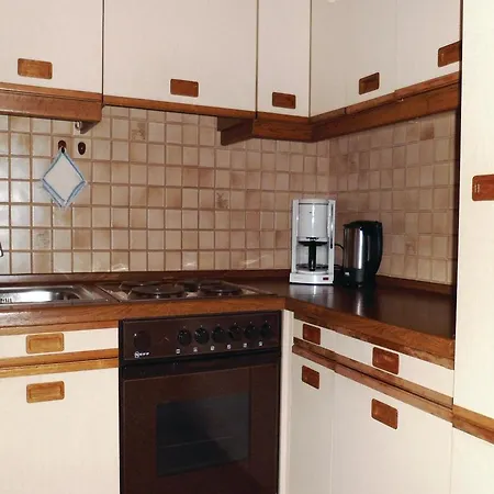 Three-bedroom 05 *