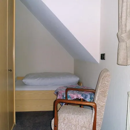 Three-bedroom 05 *